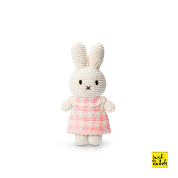 Miffy 米飛和她的格紋洋裝