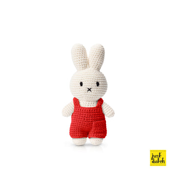 Miffy 米飛和她的紅色吊帶褲