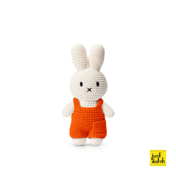 Miffy 米飛和她的橘色吊帶褲