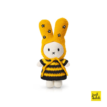 Miffy 米飛和她的蜜蜂條紋洋裝及花朵帽子